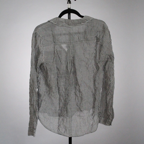 BELLA DAHL Grey&White Striped Pocket Button Down - Picture 3 of 4